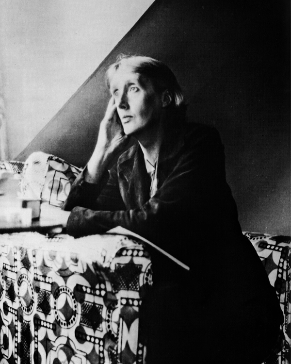 Virginia Woolf (Granger, NYC/Alinari).
